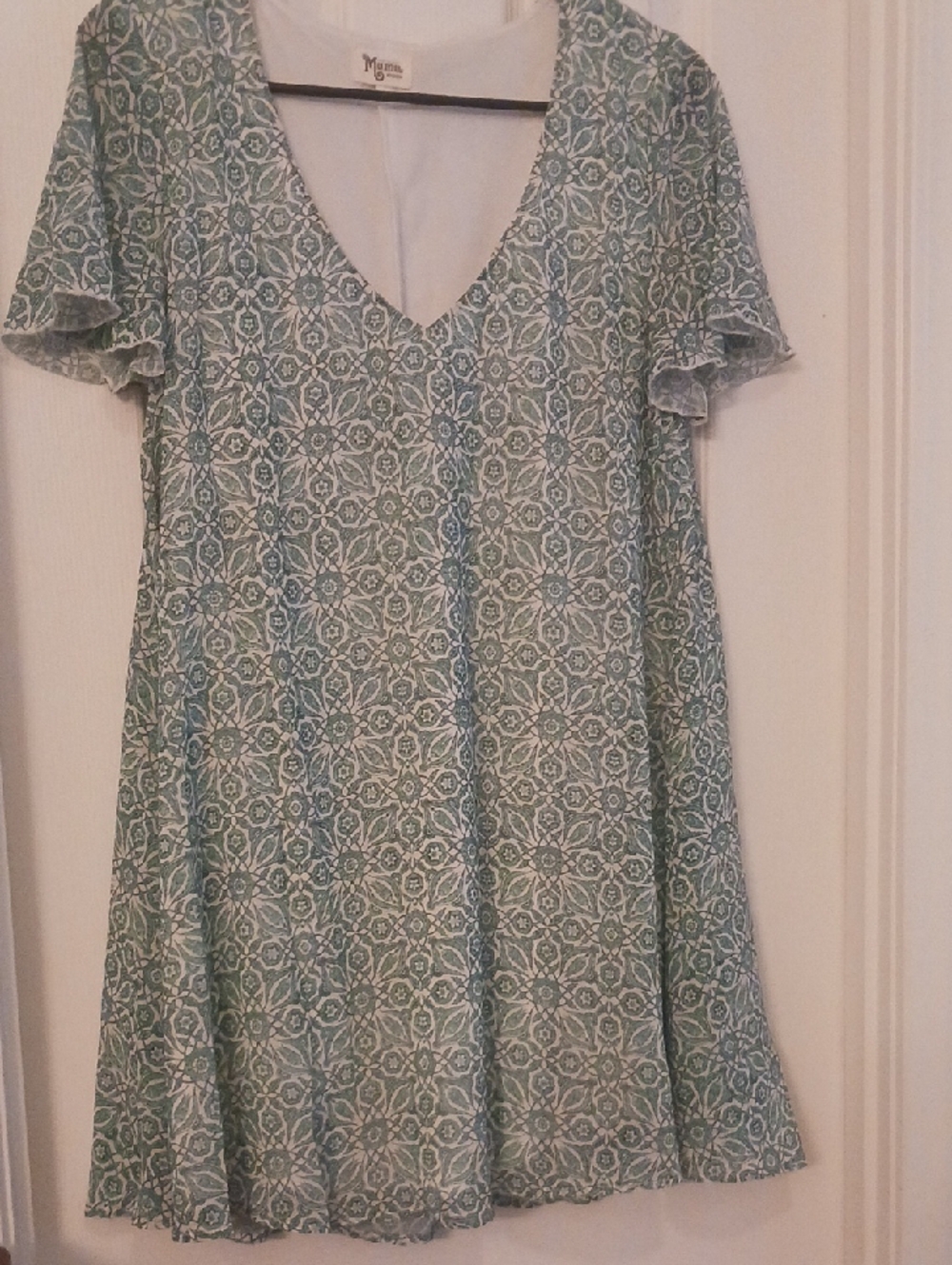 Show Me Your MuMu White Scoop Neck Top